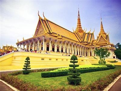 Những điều không nên làm khi du lịch tham quan chùa Phật Giáo
